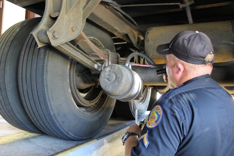 11 Necessary Truck Maintenance Tips